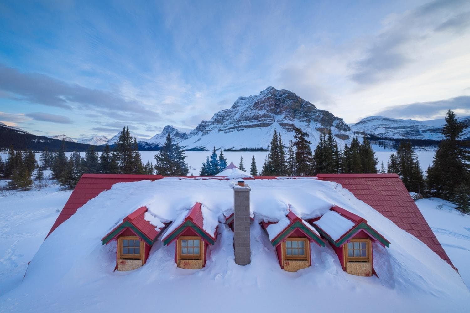 The Lodge at Bow Lake gallery 3