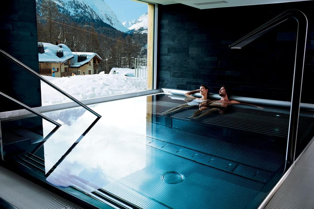 Nira Alpina gallery 1