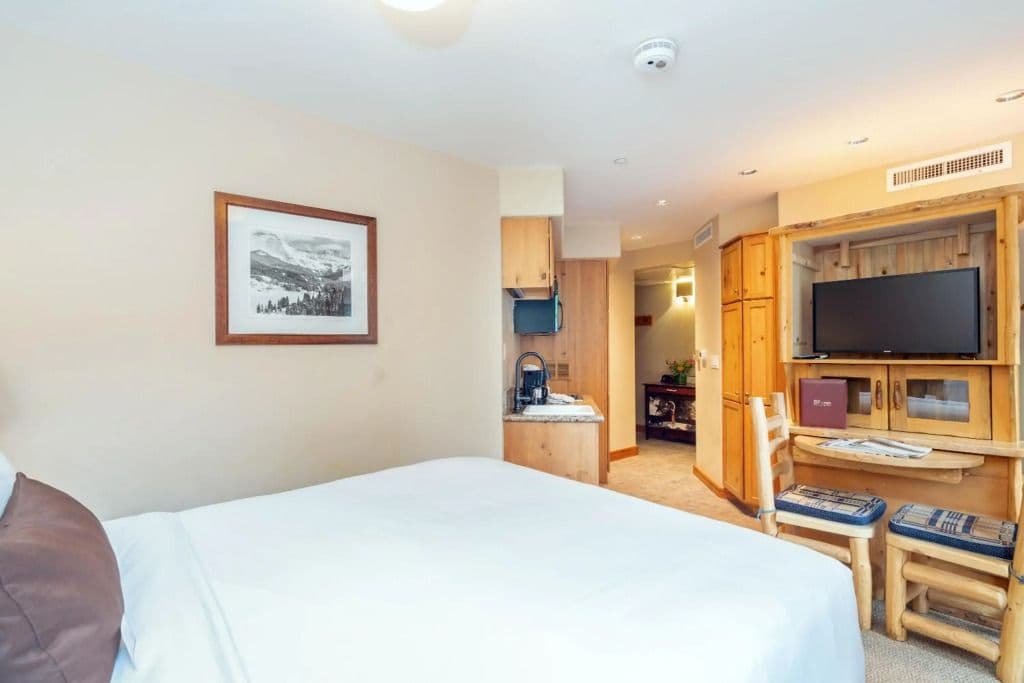 Inn at Lost Creek gallery 3